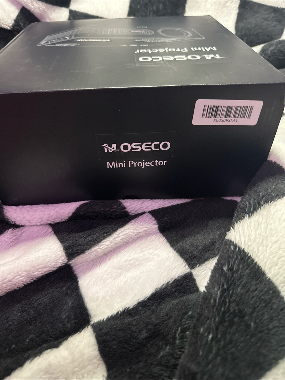 MOSECO Mini Projector - Picture 2 of 6